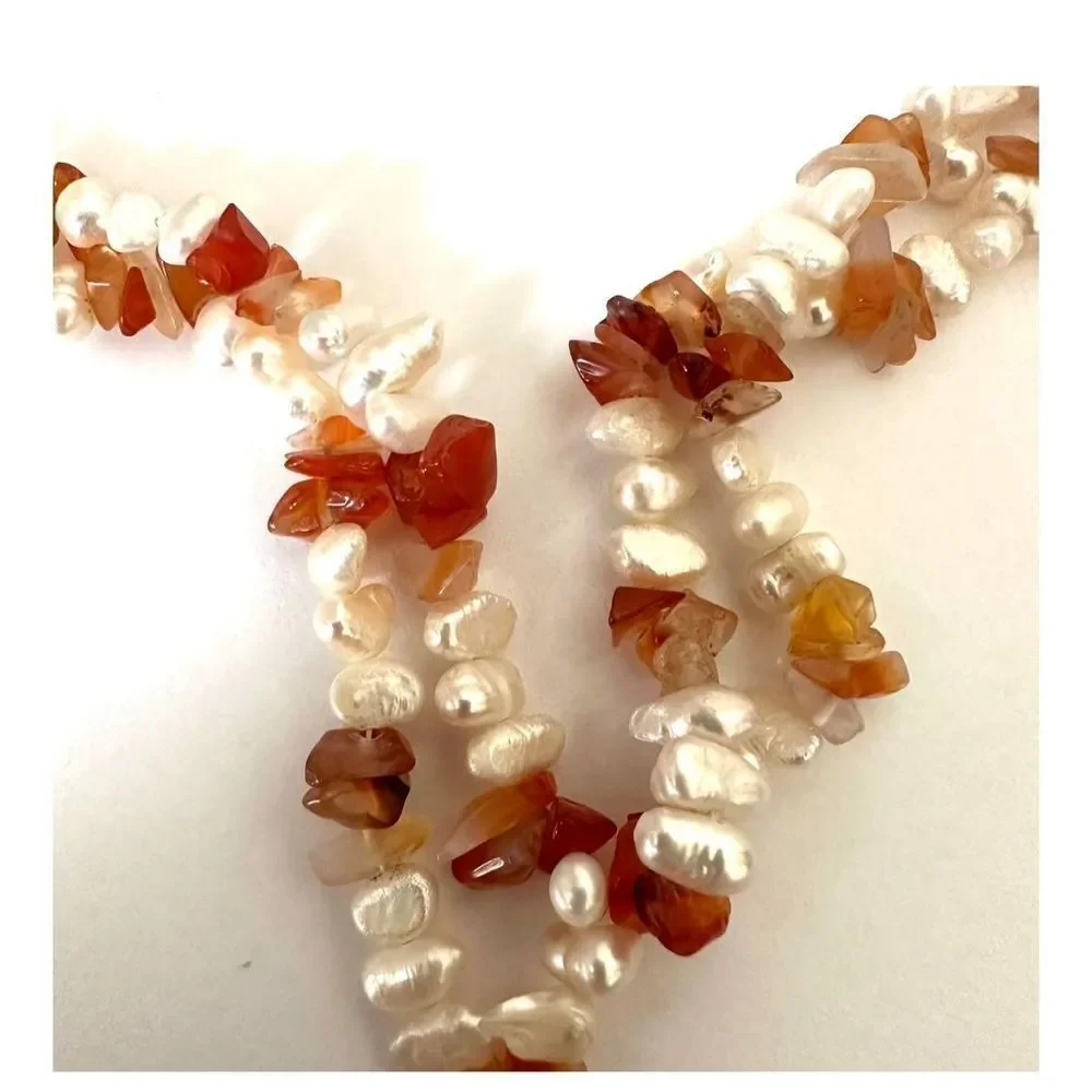 Freshwater pearl and carnelian chip long necklace
